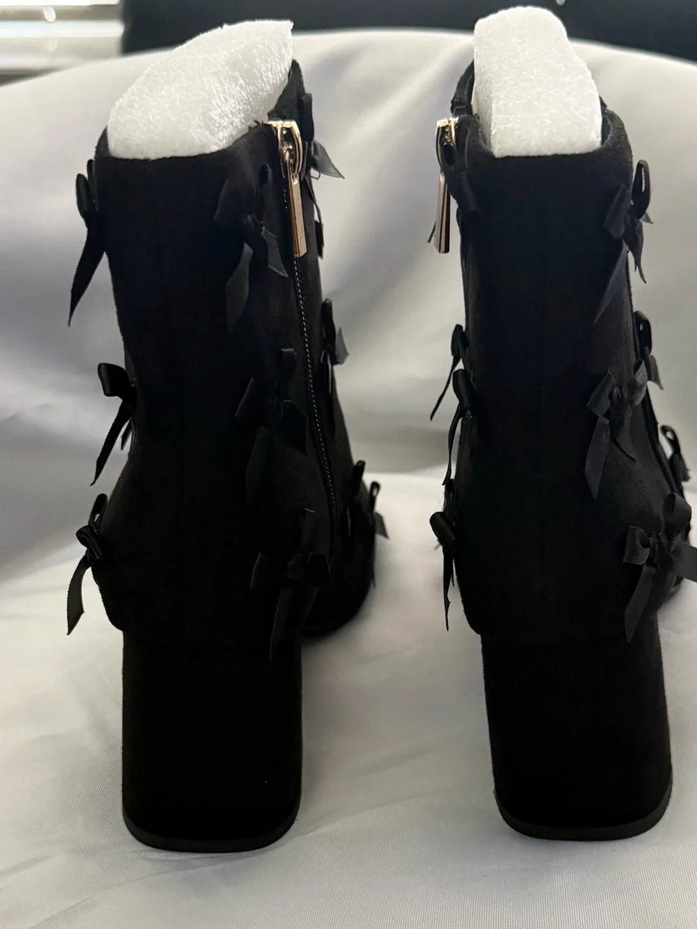 N/A chic black